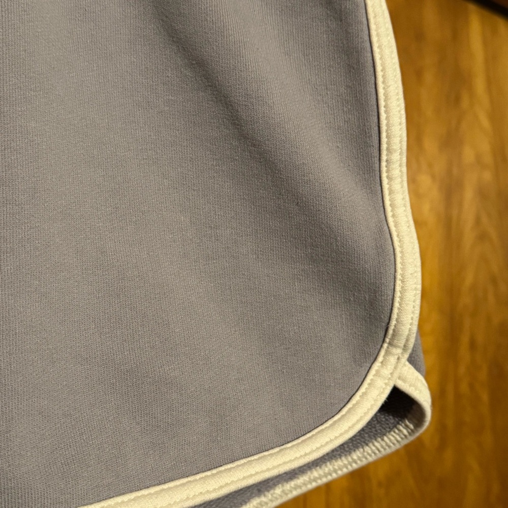 OFFLINE By Aerie Throwback Fleece Shorts Lavender Dolphin Track - Picture 4 of 7